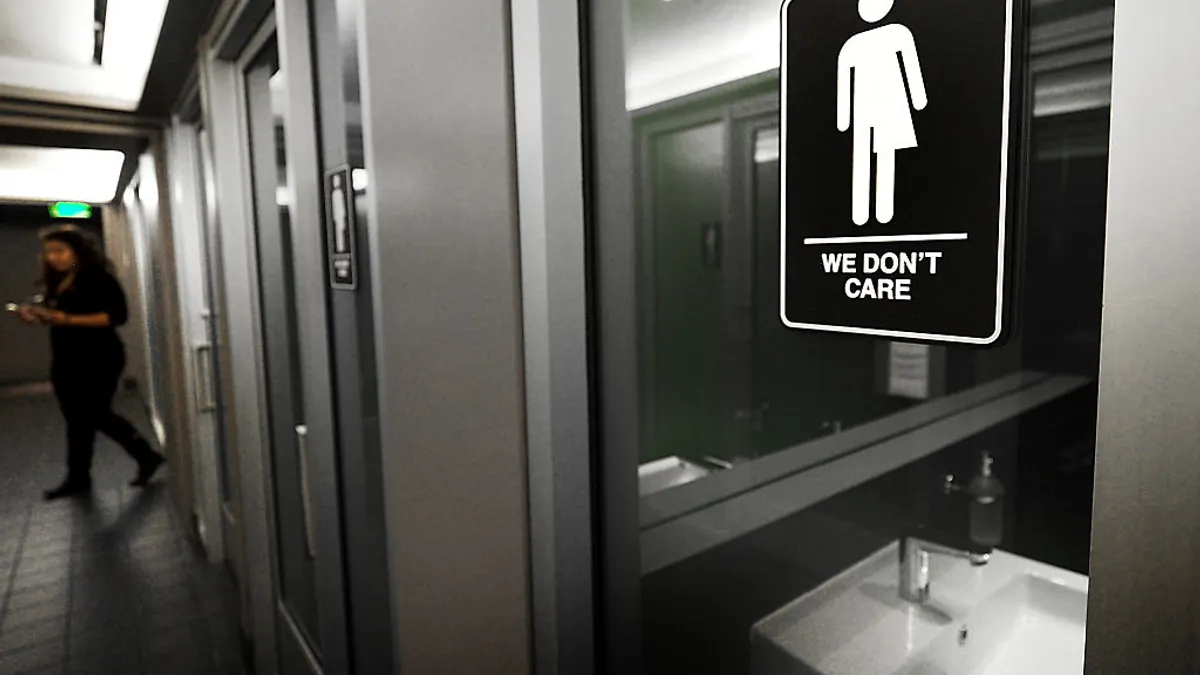 eeoc-overturns-2015-ruling-on-transgender-bathroom-access-reversing-previous-stance