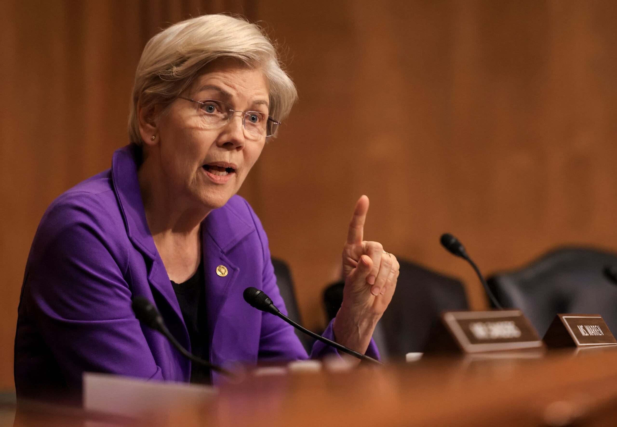 senators-scrutinize-commerce-secretary-lutnicks-family-ties-to-usa-rare-earth-deal-amid-conflict-of-interest-allegations-and-trump-donor-involvement