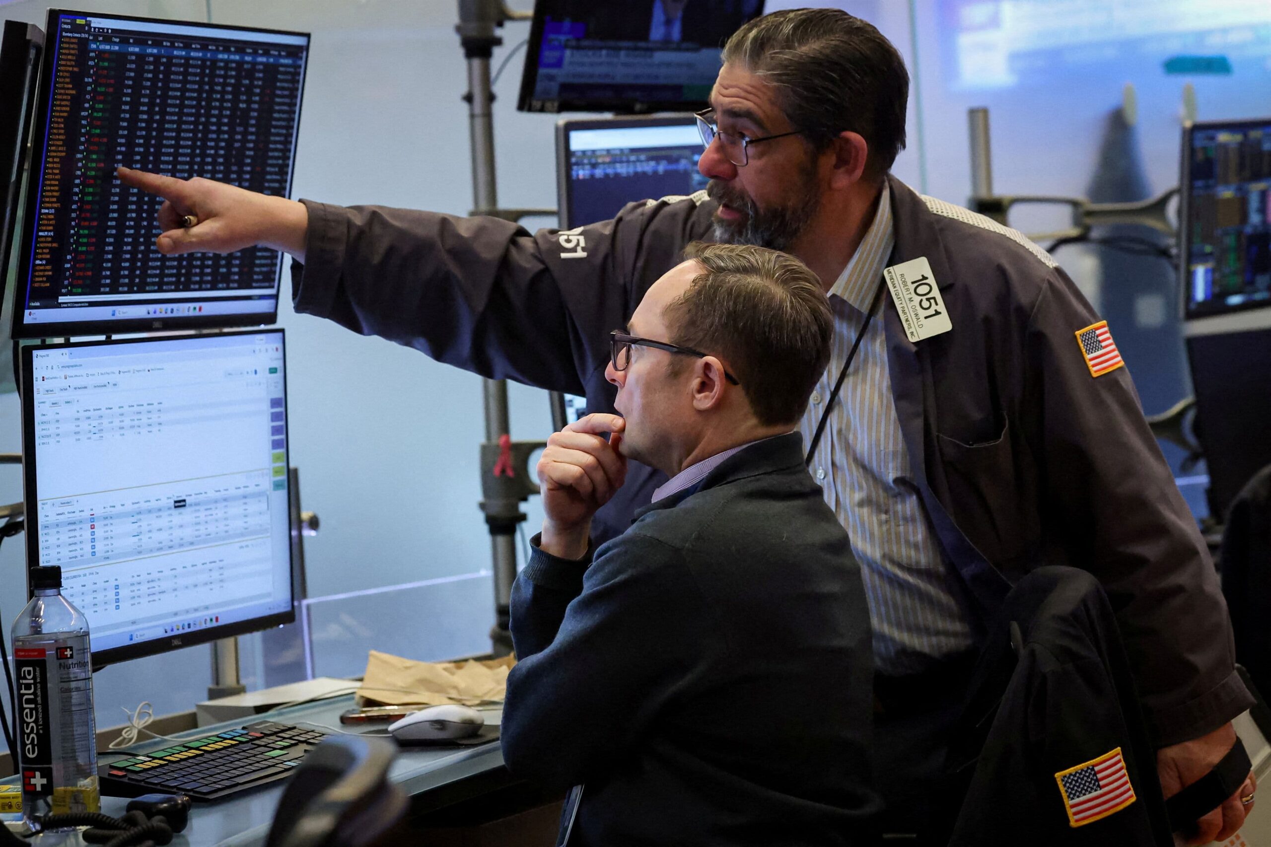 ubs-downgrades-u-s-stocks-to-benchmark-as-dollar-weakness-stretched-valuations-and-policy-uncertainty-signal-fading-outperformance