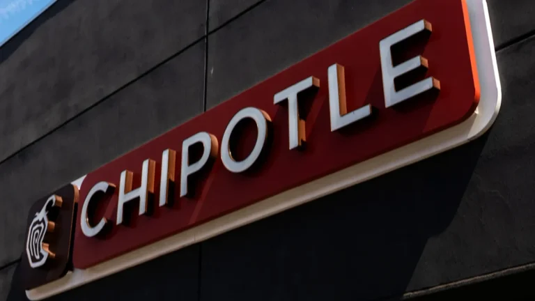 appeals-court-rules-former-chipotle-field-leader-failed-to-prove-age-discrimination-in-termination-over-cleanliness-issues