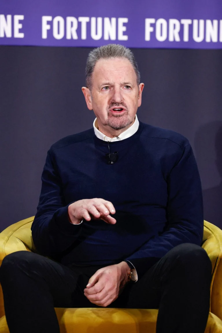 arm-pivots-to-in-house-semiconductor-production-with-launch-of-agi-cpu-for-ai-data-centers