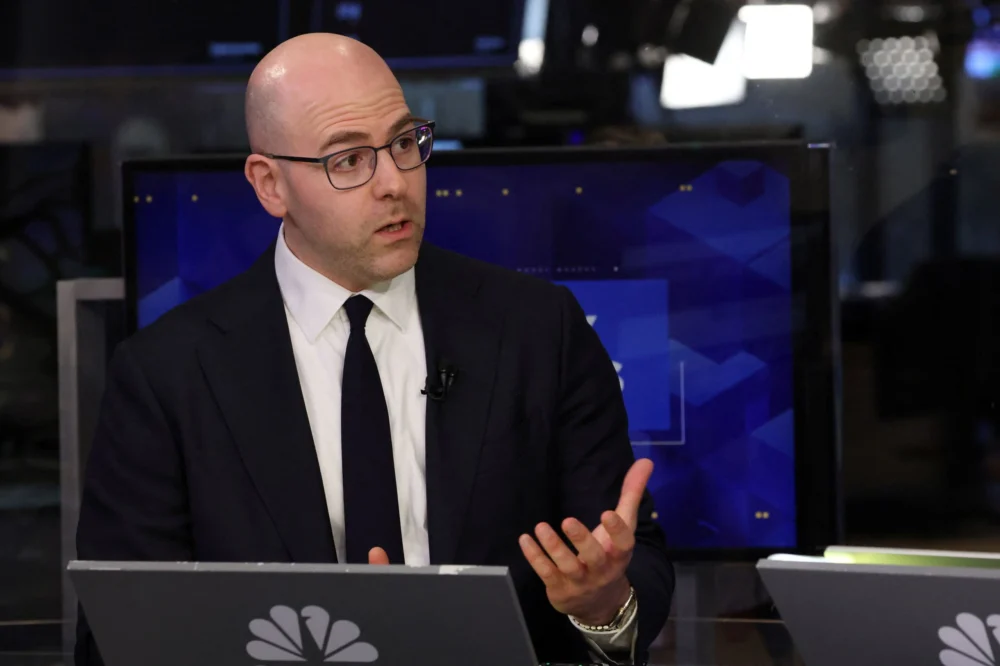 federal-reserve-governor-stephen-miran-calls-for-further-rate-cuts-as-february-jobs-report-signals-labor-market-weakness