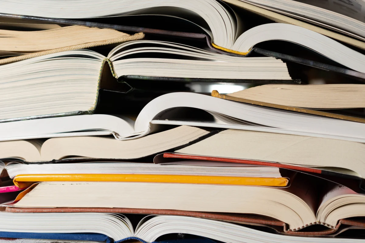 hachette-book-group-withdraws-shy-girl-amidst-ai-generated-text-concerns