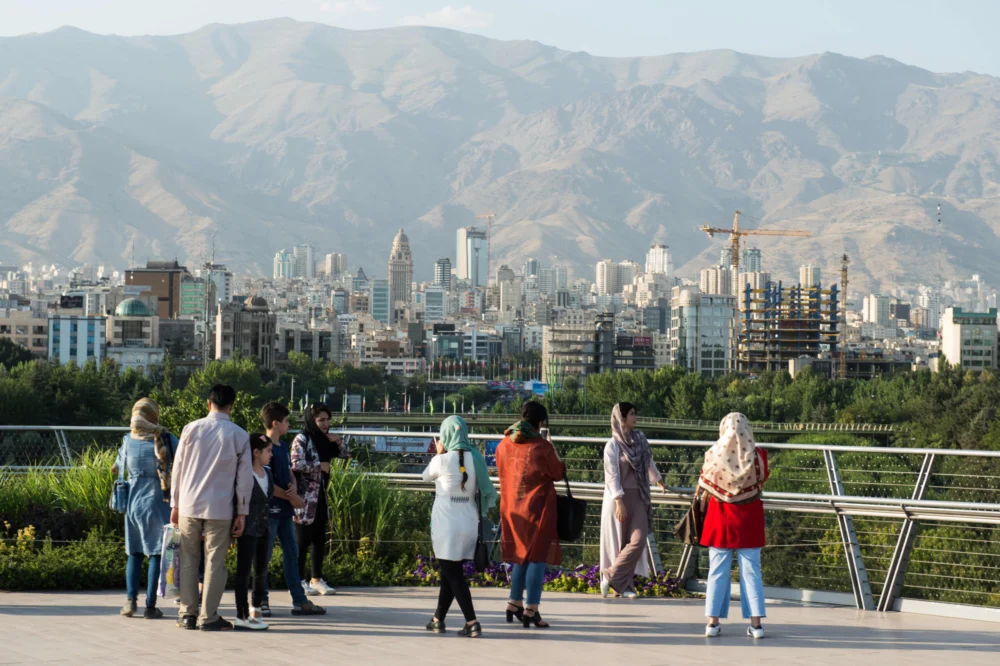 middle-east-conflict-ignites-global-oil-shock-forcing-central-banks-to-rethink-growth-and-inflation-strategies