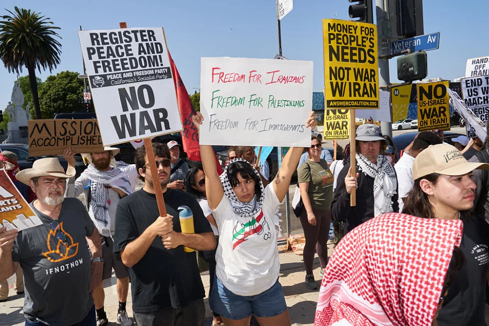 middle-east-erupts-as-us-israel-strikes-kill-irans-supreme-leader-sparking-retaliation-and-global-economic-jitters-amid-fears-of-wider-war