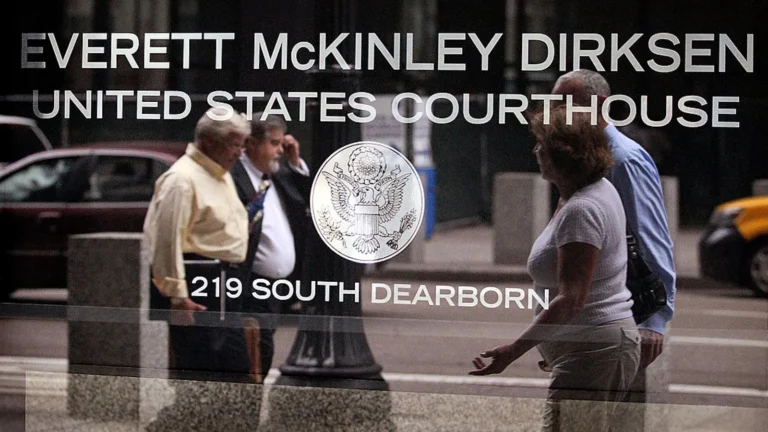 seventh-circuit-upholds-employers-strict-fmla-call-out-policy-reinforcing-employee-notification-requirements