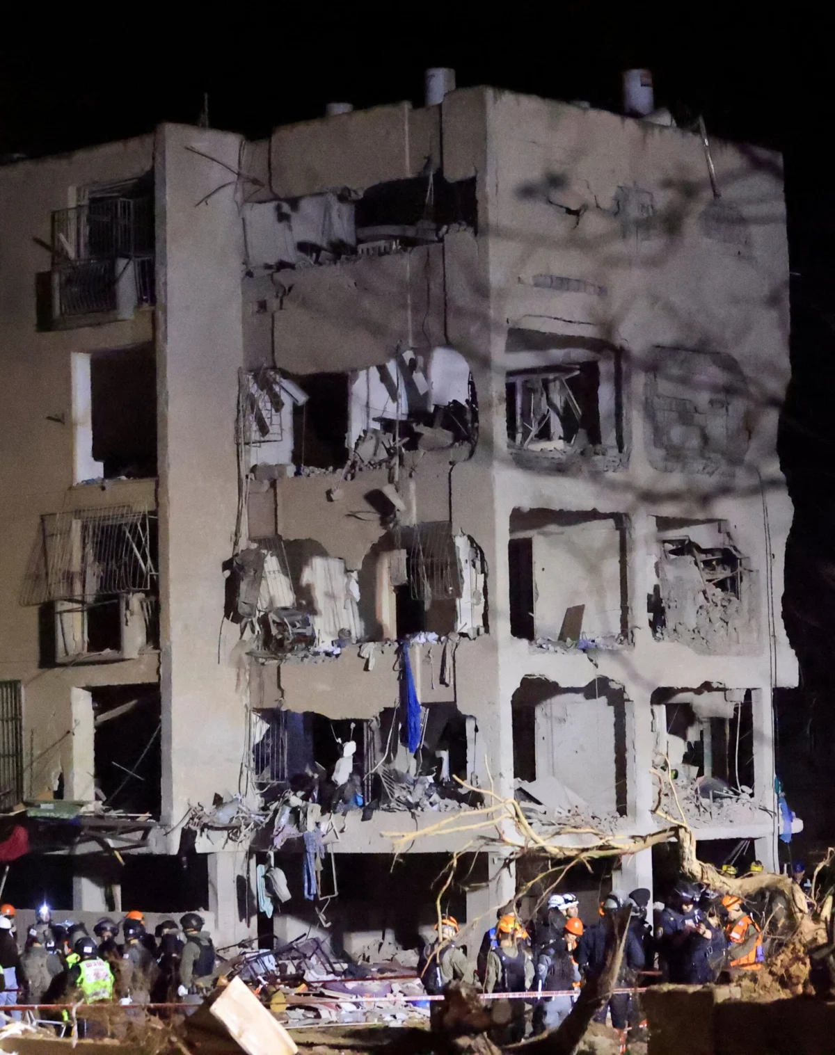 tehran-strikes-two-israeli-communities-near-nuclear-research-site-after-irans-natanz-enrichment-plant-hit