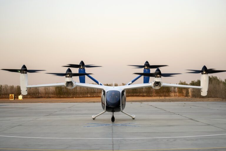 the-federal-aviation-administration-approves-eight-pilot-programs-for-advanced-air-mobility-electric-aircraft-testing