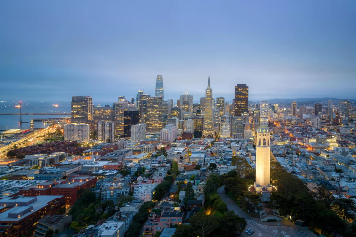 ultra-wealthy-family-offices-seize-distressed-real-estate-opportunities-amid-stalled-market-recovery