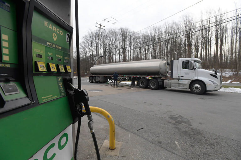 versant-media-llc-to-assume-full-ownership-and-operational-control-of-cnbc-by-2026-in-landmark-global-financial-media-restructuring