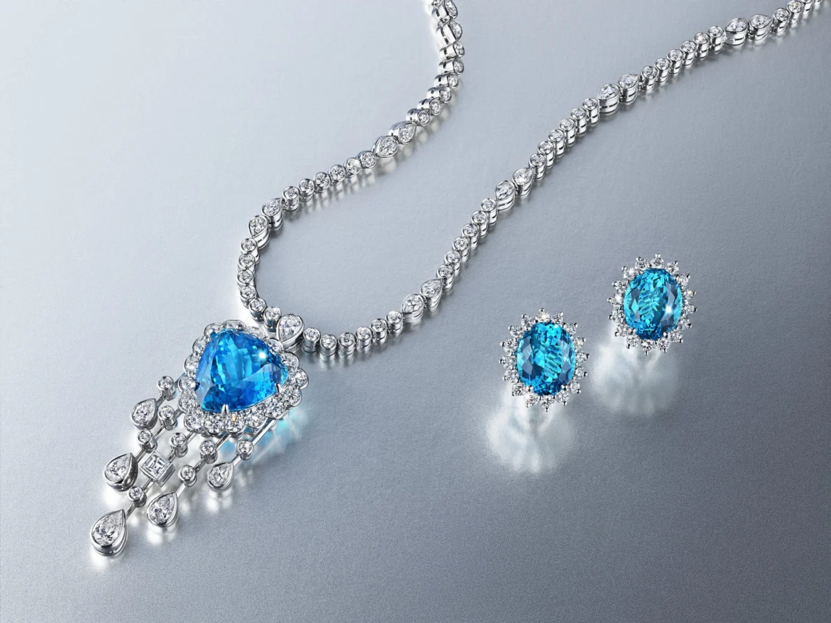 wealthy-consumers-are-turning-to-jewelry-as-an-investment-especially-colored-gemstones