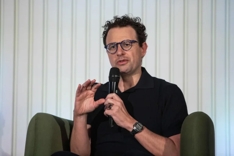 anthropic-escalates-global-ai-competition-with-massive-london-expansion-as-geopolitical-tensions-reshape-the-industry-landscape