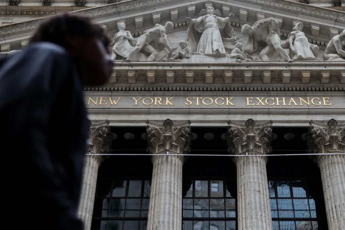 blackrock-leverages-hedge-fund-strategies-for-enhanced-diversification-in-liquid-alternatives-etfs