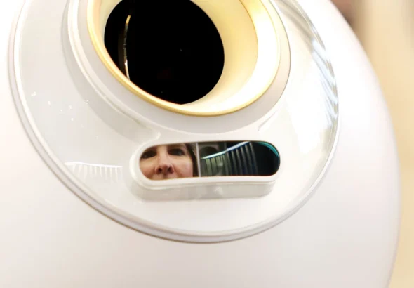 world-project-scales-global-identity-verification-through-tinder-expansion-and-enterprise-partnerships-to-combat-ai-driven-impersonation