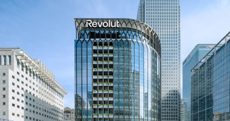 revolut-confirms-data-breach-after-sophisticated-impersonation-scam