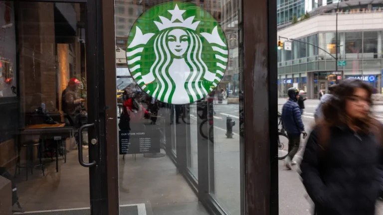 starbucks-agrees-to-1-million-settlement-in-florida-lawsuit-alleging-race-based-hiring-practices